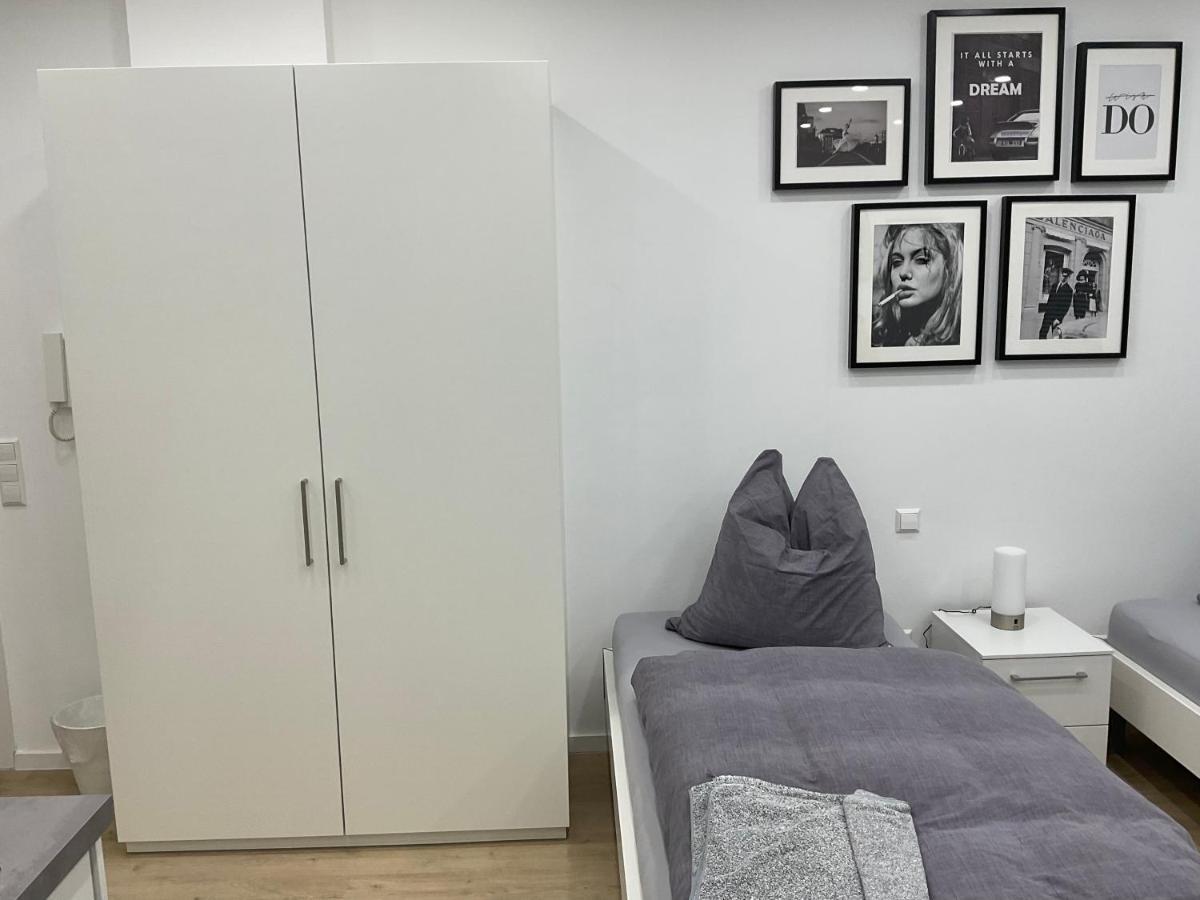 Deluxe Apartments Messe Flughafen لينفلدن اشتردين المظهر الخارجي الصورة